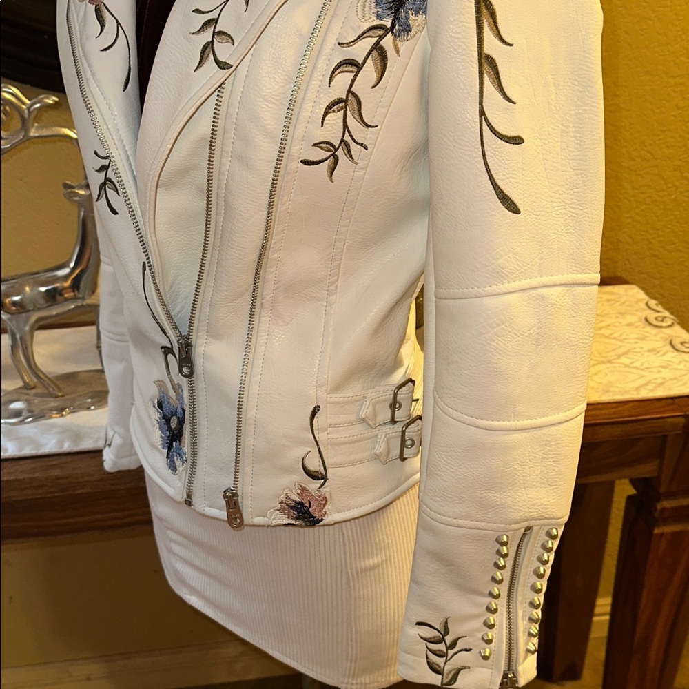 Embroidered White Vegan Leather Jacket - Picture 6 of 10